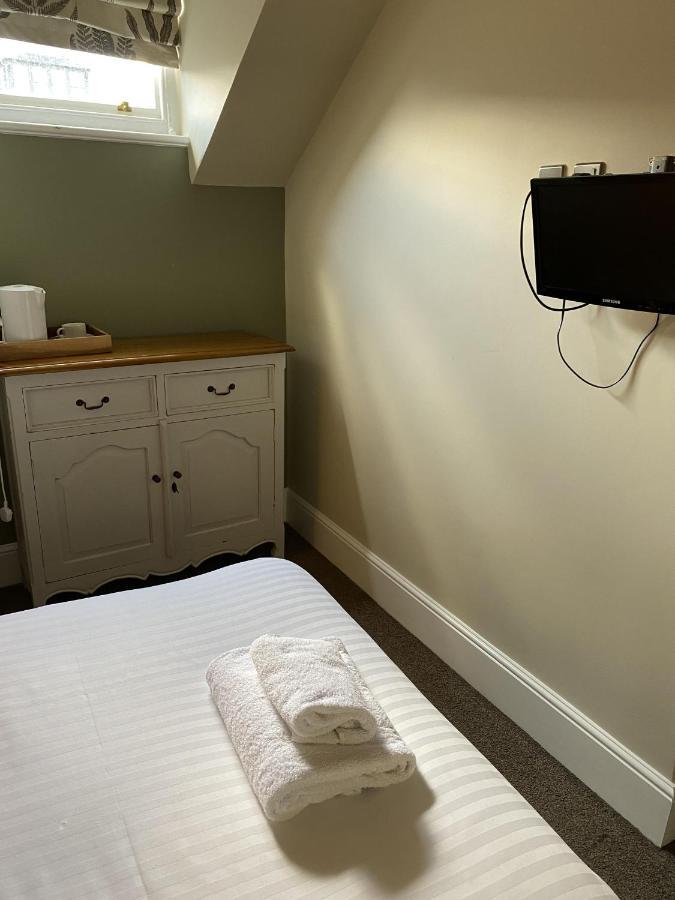 The Plough Hotel Alnwick Bagian luar foto