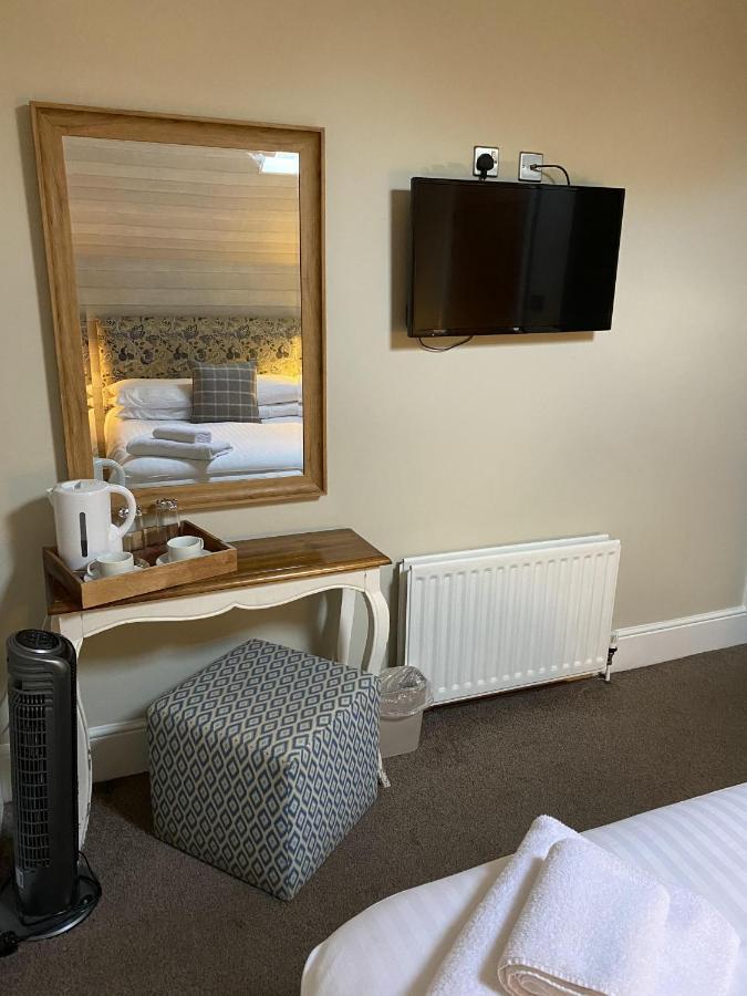 The Plough Hotel Alnwick Bagian luar foto