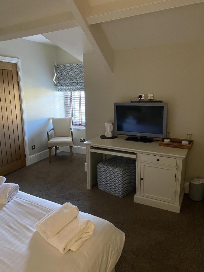 The Plough Hotel Alnwick Bagian luar foto