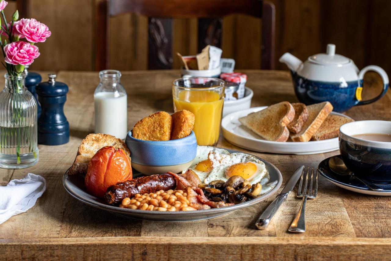 The Plough Hotel Alnwick Bagian luar foto